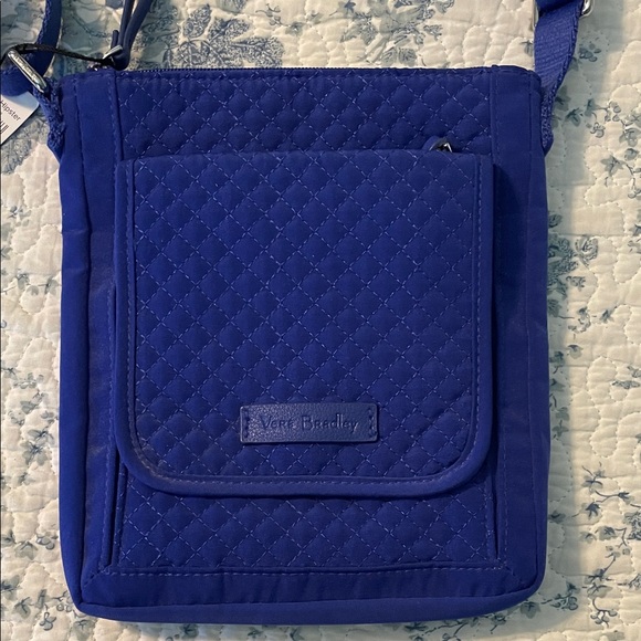 Vera Bradley Handbags - Vera Bradley Quilted Messenger Bag in Royal Blue